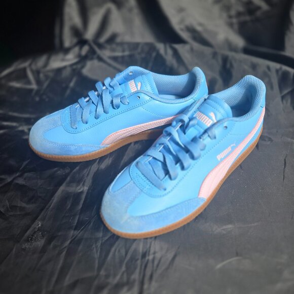 Puma sneakers womans 8 - Picture 1 of 1